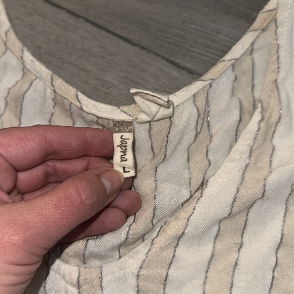 Japna top size large - Picture 4 of 5